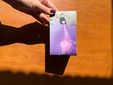 چراغ خواب کهکشانی فضانورد Astronaut Nebula Projector | مدل نشسته گیتار به دست با ریموت کنترل